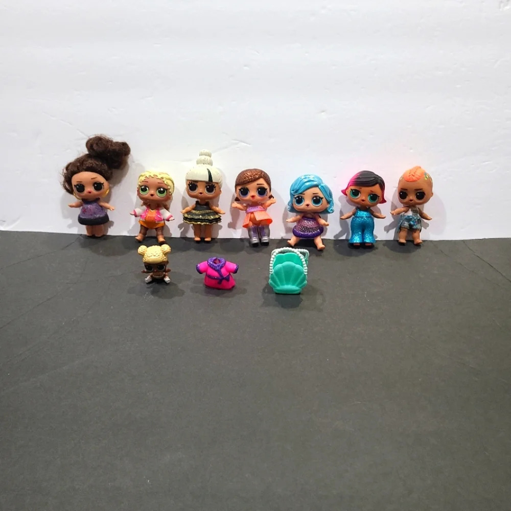 MGA L.O.L surprise dolls lot of 7
